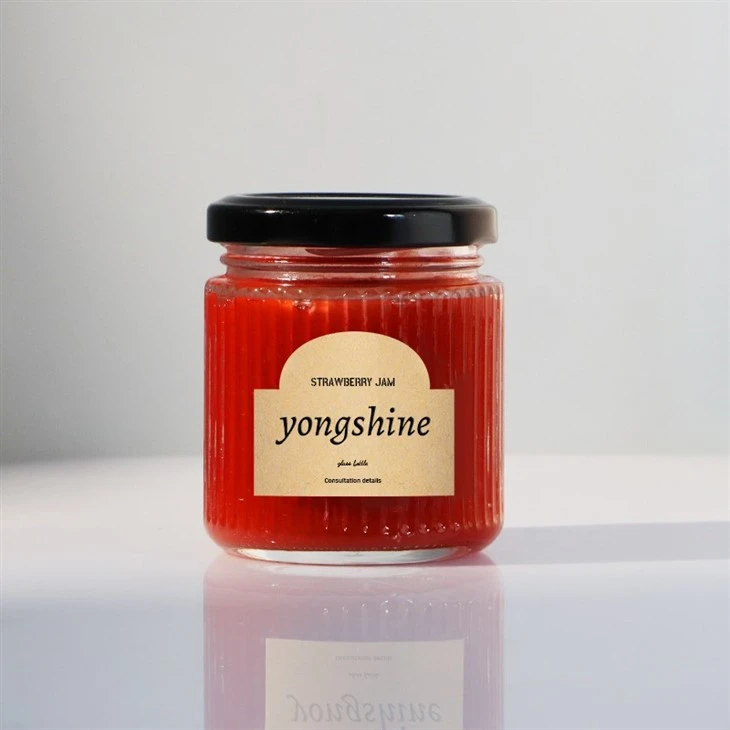 mini glass jars with lids for strawberry jam